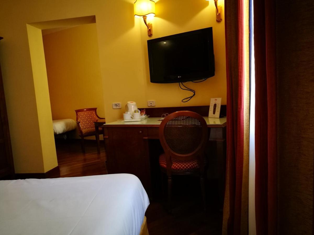 Hotel Western Ai Cavalieri 4*