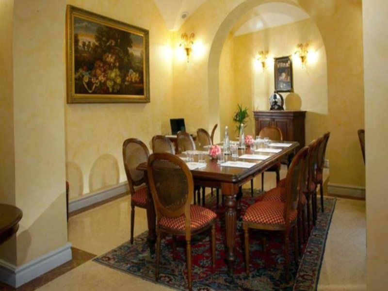 Western Ai Cavalieri 4*