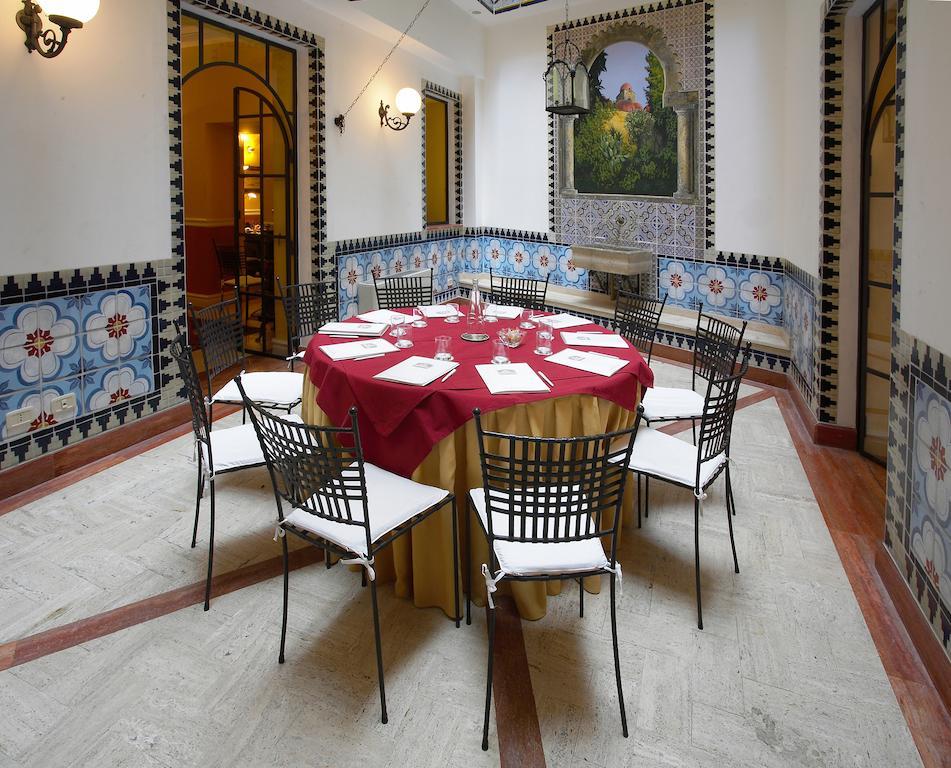Hotel Western Ai Cavalieri 4*